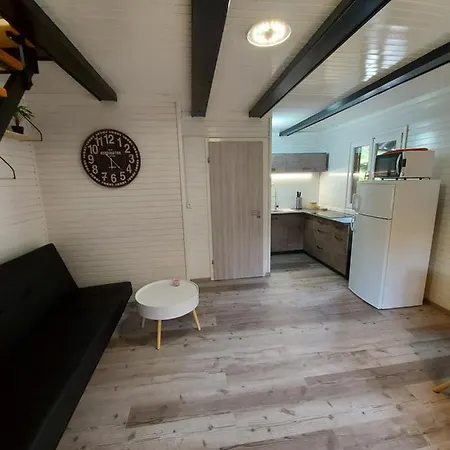 Apartma Happy 4022 Chalet Brežice
